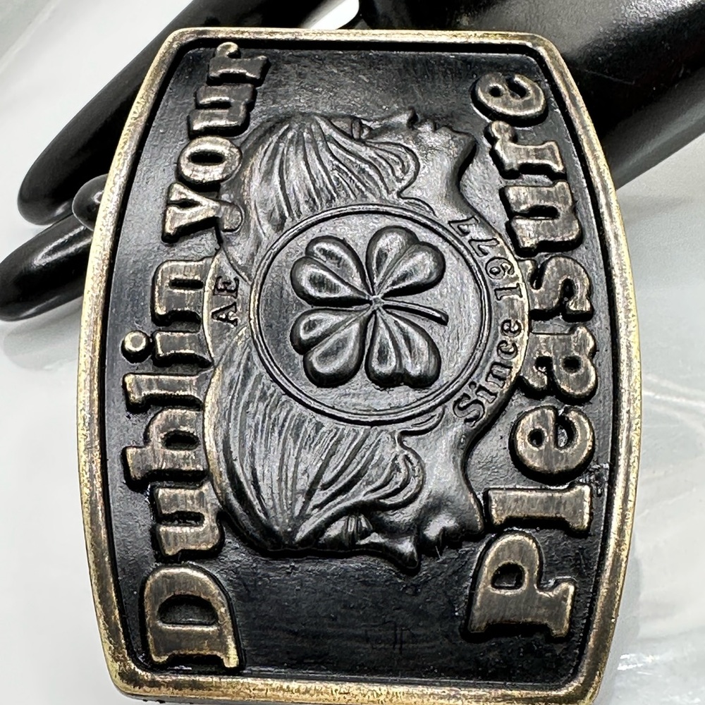 AE BUCKLE DISTRESS ( rare to find) - Picture 5 of 8